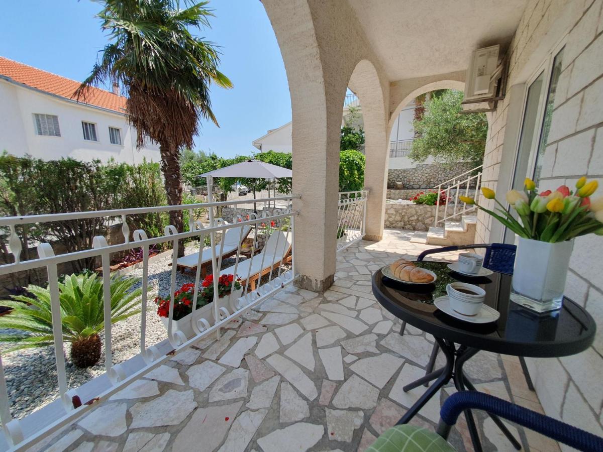 Apartment Zvjezdana Trogir Exterior photo